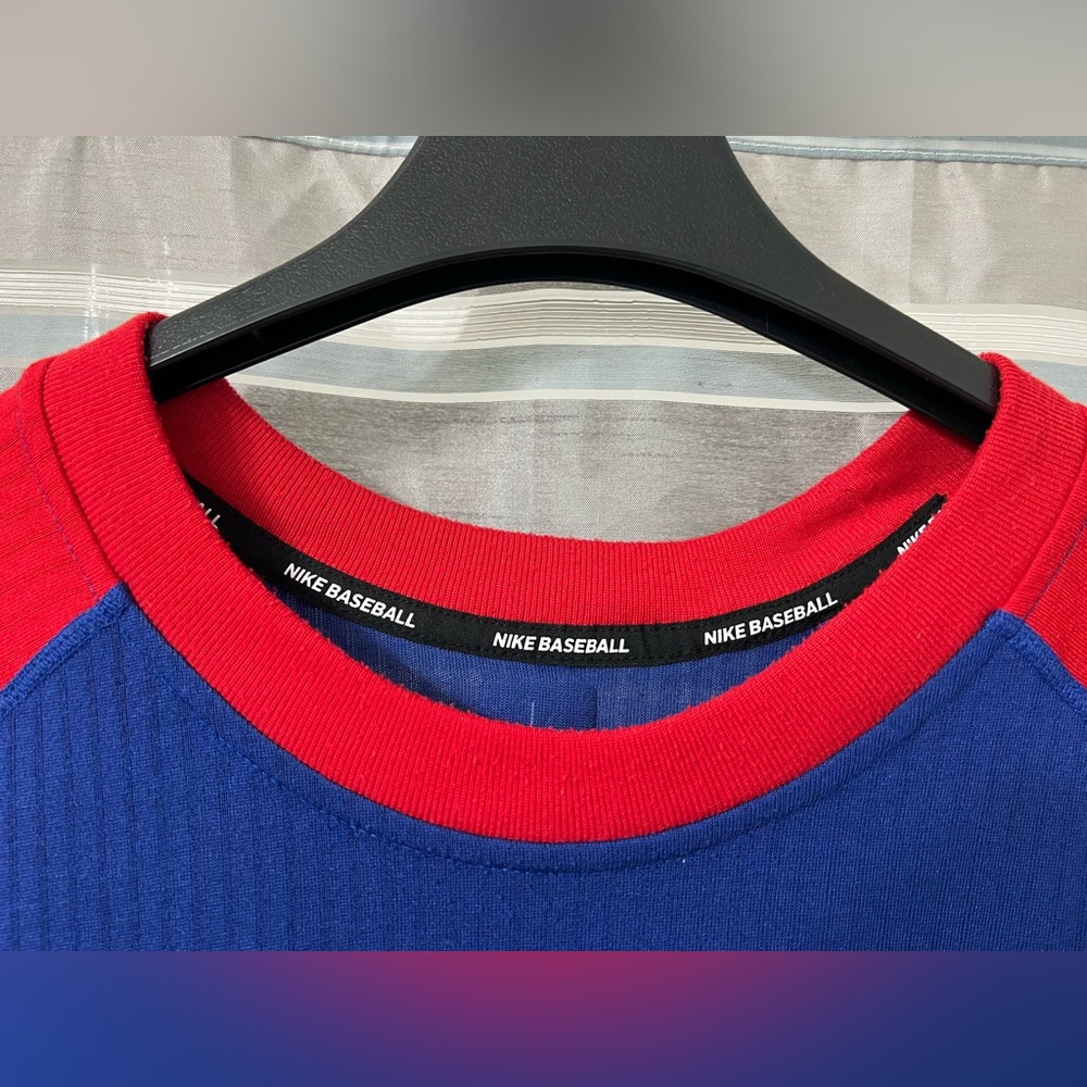 Nike Baseball Texas Rangers Logo Long Sleeve Blue and Red Shirt - Picture 6 of 11